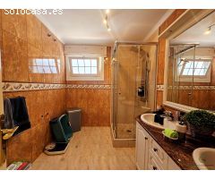 Exclusiva Villa Adosada en Villas Capitana – El Galeón, Adeje | 3 Dormitorios, Terraza, Garaje y Pis