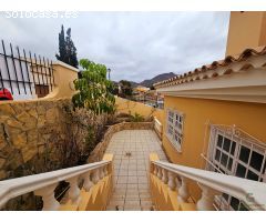 Oportunidad única: Chalet para reformar con terraza y garaje