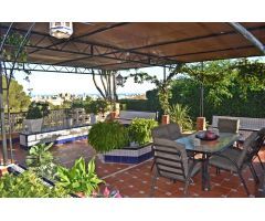 Magnifica Villa de 5 dormitorios en Urb El Coto