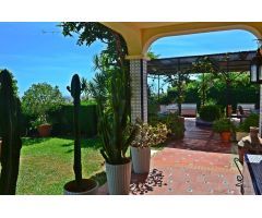 Magnifica Villa de 5 dormitorios en Urb El Coto