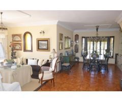 Magnifica Villa de 5 dormitorios en Urb El Coto