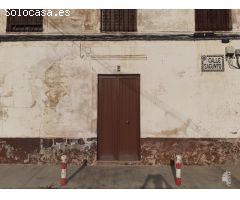 Local y piso en venta en Calle Sagunto, Bajo, 06480, Montijo (Badajoz)