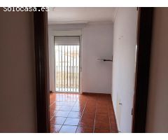 VIVIENDA EN VENTA EN VALDELACALZADA