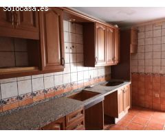 VIVIENDA EN VENTA EN VALDELACALZADA