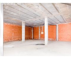 EN VENTA LOCAL COMERCIAL EN MONTIJO