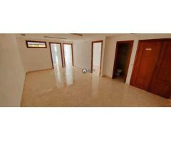 LOCAL EN VENTA EN AVD. ALEMANIA