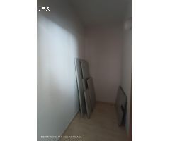 VENTA DE LOCAL A PIE DE CALLE