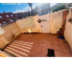 VENTA DE ADOSADO EN RESIDENCIAL GREDOS.