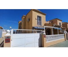 Dúplex 3 dormitorios con piscina comunitaria en Los balcones-Torrevieja (Costa Blanca Sur)