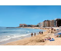 Piso en Venta en Torrevieja, Alicante