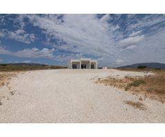 Chalet en Venta en Pinoso, Alicante