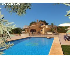 FINCA LUJO CON 11.000 m² DE TERRENO EN CALPE/TEULADA (COSTA BLANCA)