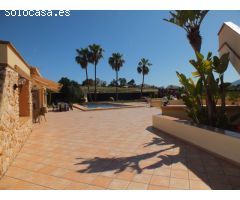 FINCA LUJO CON 11.000 m² DE TERRENO EN CALPE/TEULADA (COSTA BLANCA)