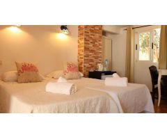 Hotel de 2 estrellas con instalaciones totalmente nuevas y piscina en Calpe (Costa Blanca)