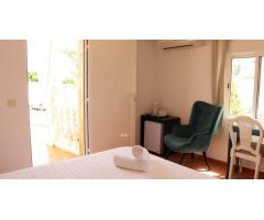 Hotel de 2 estrellas con instalaciones totalmente nuevas y piscina en Calpe (Costa Blanca)