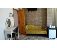 Hotel de 2 estrellas con instalaciones totalmente nuevas y piscina en Calpe (Costa Blanca)