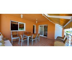 Villa 4 dormitorios dobles, sótano, piscina y muy cerca de todos los servicios en Calpe (Costa Blanc