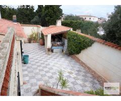 Casa para reformar en parcela de 2.425 m2 a 600 m de la playa en Calpe (Costa Blanca)