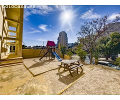 Atico lujo triplex con magníficas vistas al mar en Calpe (Costa Blanca)