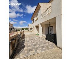 Duplex con piscina comunitaria, zona Carrefour, en Torrevieja (Costa Blanca Sur)