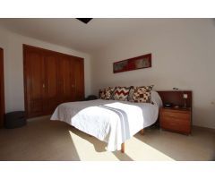 SE VENDE EN CALPE, VILLA CON VISTAS AL MAR
