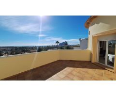 SE VENDE EN CALPE, VILLA CON VISTAS AL MAR