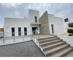 Villa moderna obra nueva 4 dormitorios a 500 m de la playa en Calpe (Costa Blanca)