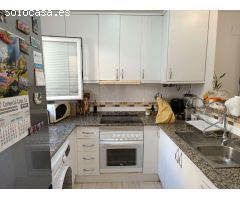 Adosado con piscina comunitaria, garaje y jardín en Calpe (Costa Blanca)