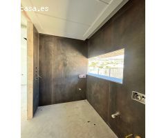 Villa moderna en la costa de Benissa y Calpe a 1,5 km de la playa.