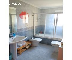 Piso amplio 5 dormitorios junto a todos los servicios en Calpe-Alicante (Costa Blanca Norte)