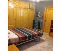 Piso amplio 5 dormitorios junto a todos los servicios en Calpe-Alicante (Costa Blanca Norte)
