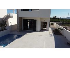 Chalet en Venta en Daya Nueva, Alicante