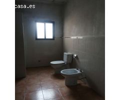 Casa de 150 m2 en terreno de 7.000 m2 en Orihuela (Alicante)