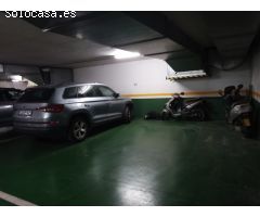 GRAN PLAZA DE PK. EL CENTRO CON CAPACIDAD PARA TRES VEHICULOS
