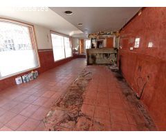 LOCAL COMERCIAL EN RUBI, IDEAL PARA INVERSORES