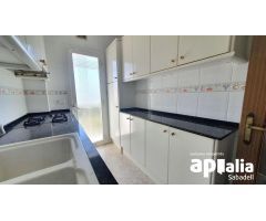 PISO DE 4 HABITACIONES EN LA CREU DE BARBERÀ