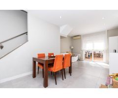 Espectacular casa de doble cuerpo con 4 habitaciones