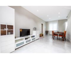 Espectacular casa de doble cuerpo con 4 habitaciones