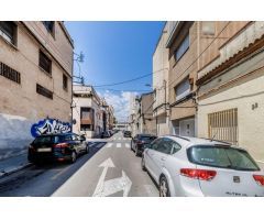 CASA OKUPADA C/CERDANYOLA SABADELL