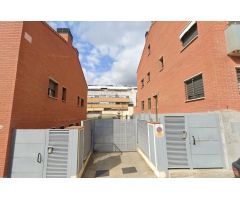 PLAZA DE PARKING CON TRASTERO EN C/CORUNYA TERRASSA
