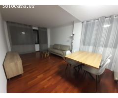 PISO DE 2 HABITAICONES EN EL CENTRO