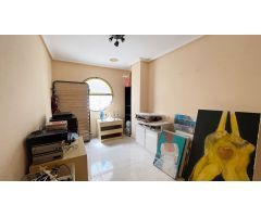 Apartamento en Venta en Torrevieja, Alicante