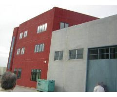 Nave industrial en Venta en Badajoz, Badajoz
