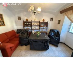 SE VENDE CASA EN TORREMAYOR (BADAJOZ)