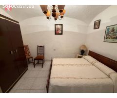 SE VENDE CASA EN TORREMAYOR (BADAJOZ)