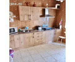 CASA  CON TERRENO EN LA ALBUERA