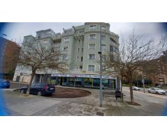 ENCANTADOR PISO DE 4 DORMITORIOS JUNTO AL PUENTE REAL