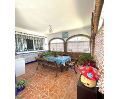 Finca con casa e instalaciones para caballos en Alhaurin de la Torre.
