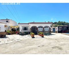 Finca con casa e instalaciones para caballos en Alhaurin de la Torre.