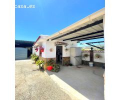 Finca con casa e instalaciones para caballos en Alhaurin de la Torre.